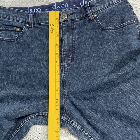 D & Co Womens Denim Jeans 12 Stretch Bootcut Medium Wash Outdoor Casual - Picture 12 of 16